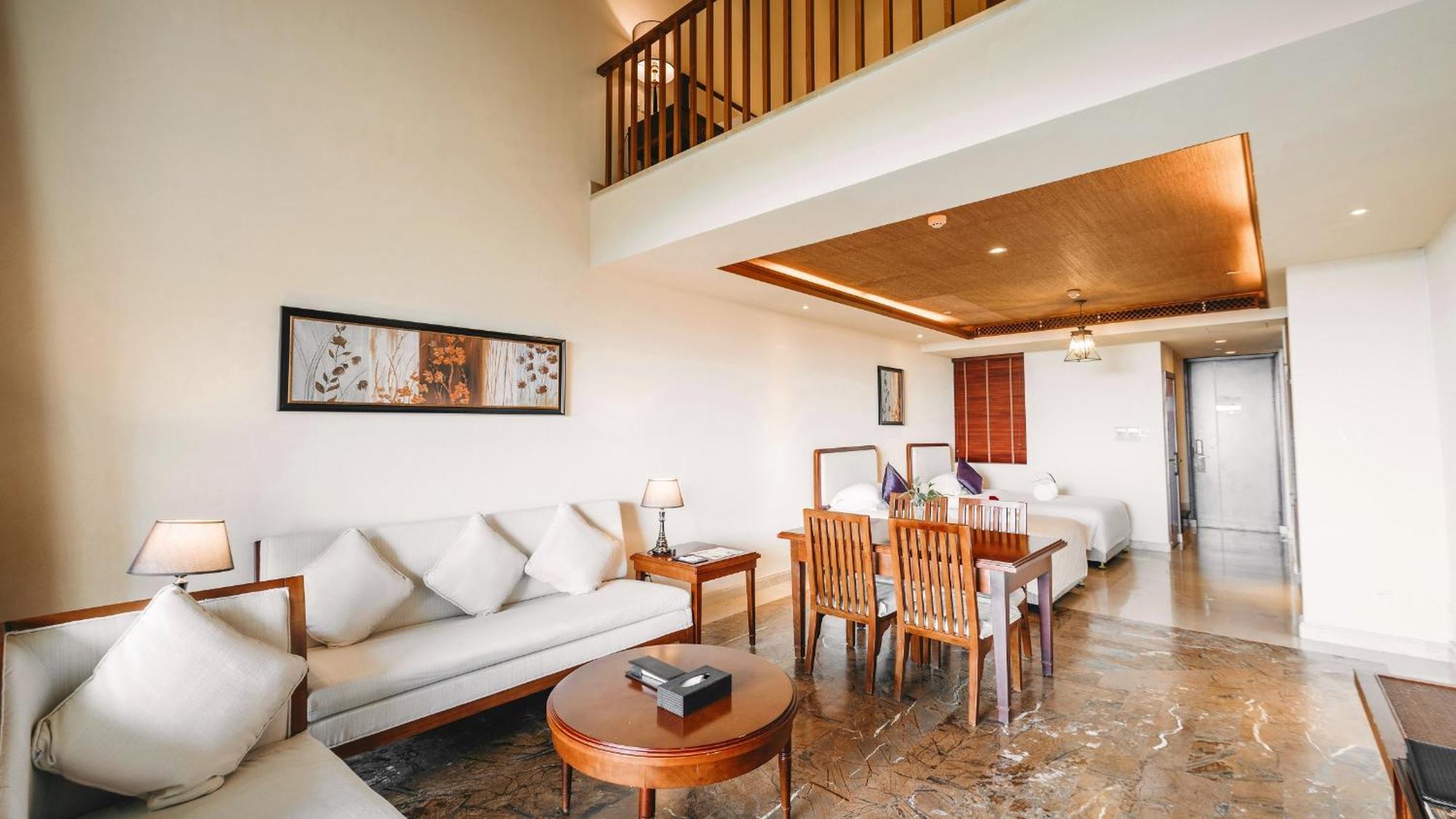 Stony Brook Villa Jianguo Resort Sanya Exteriör bild